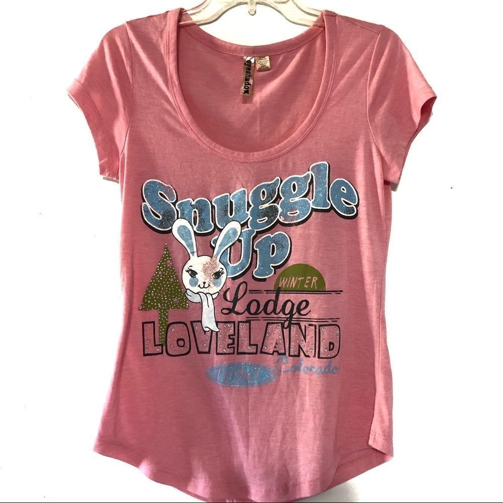 Eyeshadow Snuggle up Winter land Loveland T-shirt